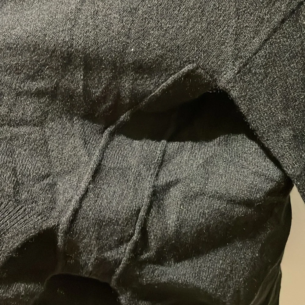 Cashmere sweater - Picture 8 of 12